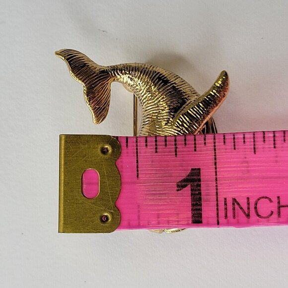 Gold Baby Whale Brooch Pin - Picture 5 of 8